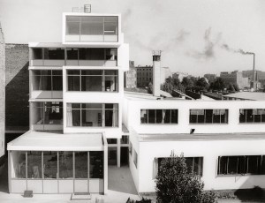 Daniela Brahm, Rotaprint Tischlerei- und Lehrwerkstättengebäude und Produktionshallen, 1959