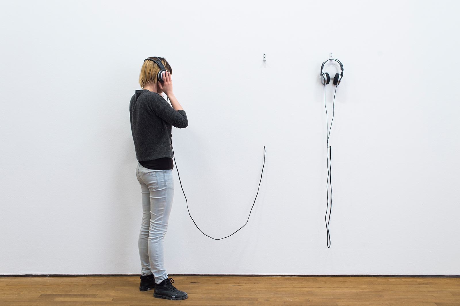 Daniela Brahm "eins und eins sind eins" (one plus one equals one) 2009 (with Les Schliesser), in: „HLYSNAN: The Notion and Politics of Listening“ 2014, Casino Luxembourg, LUX