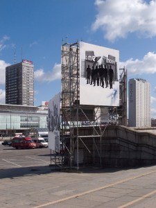 Daniela Brahm The Big Argument 2009, in: "Warsaw Under Construction", Museum of Modern Art in Warsaw site-specific installation, scaffoldings, billboards, large format prints, painting, approx. 11 x 7 x 4 m