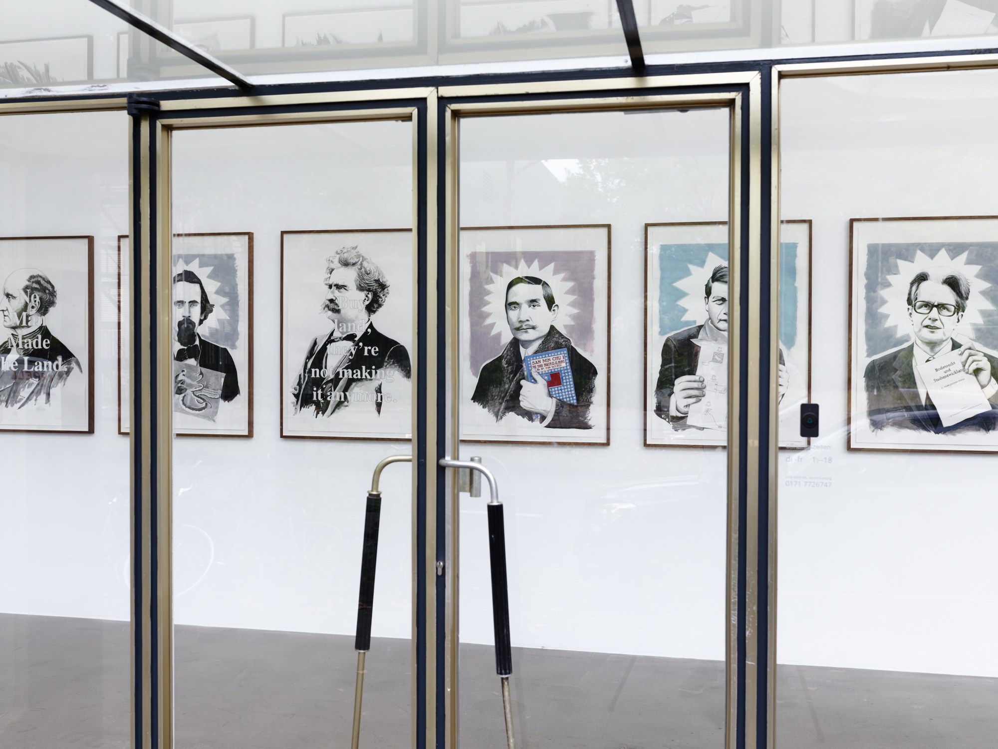 Daniela Brahm "What's got into them?" in: "Politics & Decorartion" 2022 Mirko Mayer Gallery, Cologne